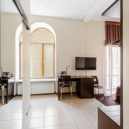 Incognito Boutique Hotel Kiev Extérieur photo